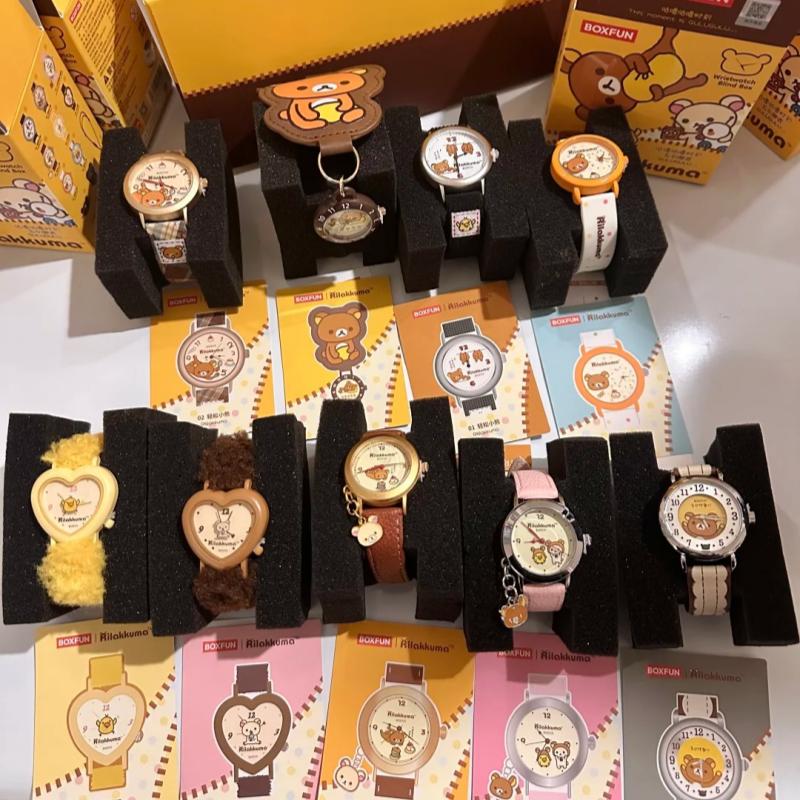 Moments Watches & Jewelry Vaughan Mills - صندوق أعمى أصلي من سلسلة إيزي