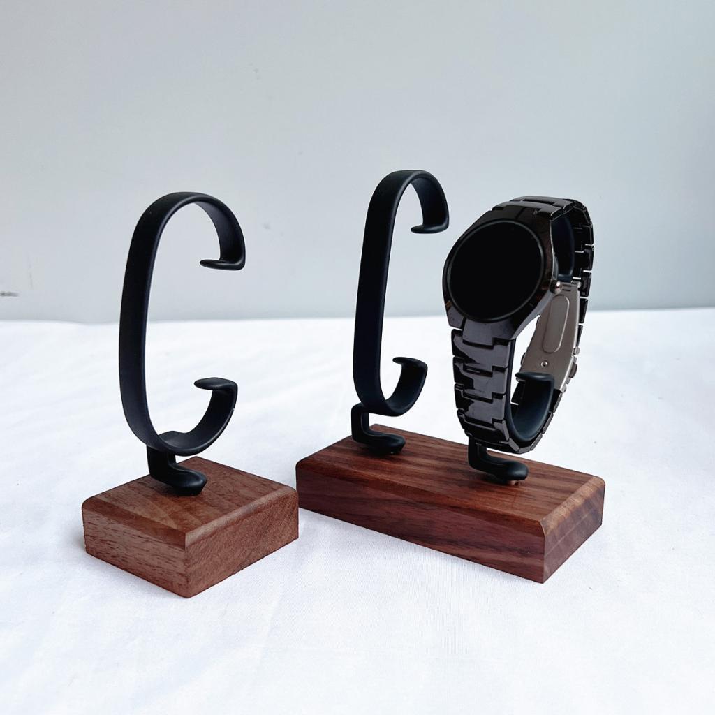 حامل ساعات على شكل حرف C للمتا - مراجعة Jewelry Watches For Sale وسعره