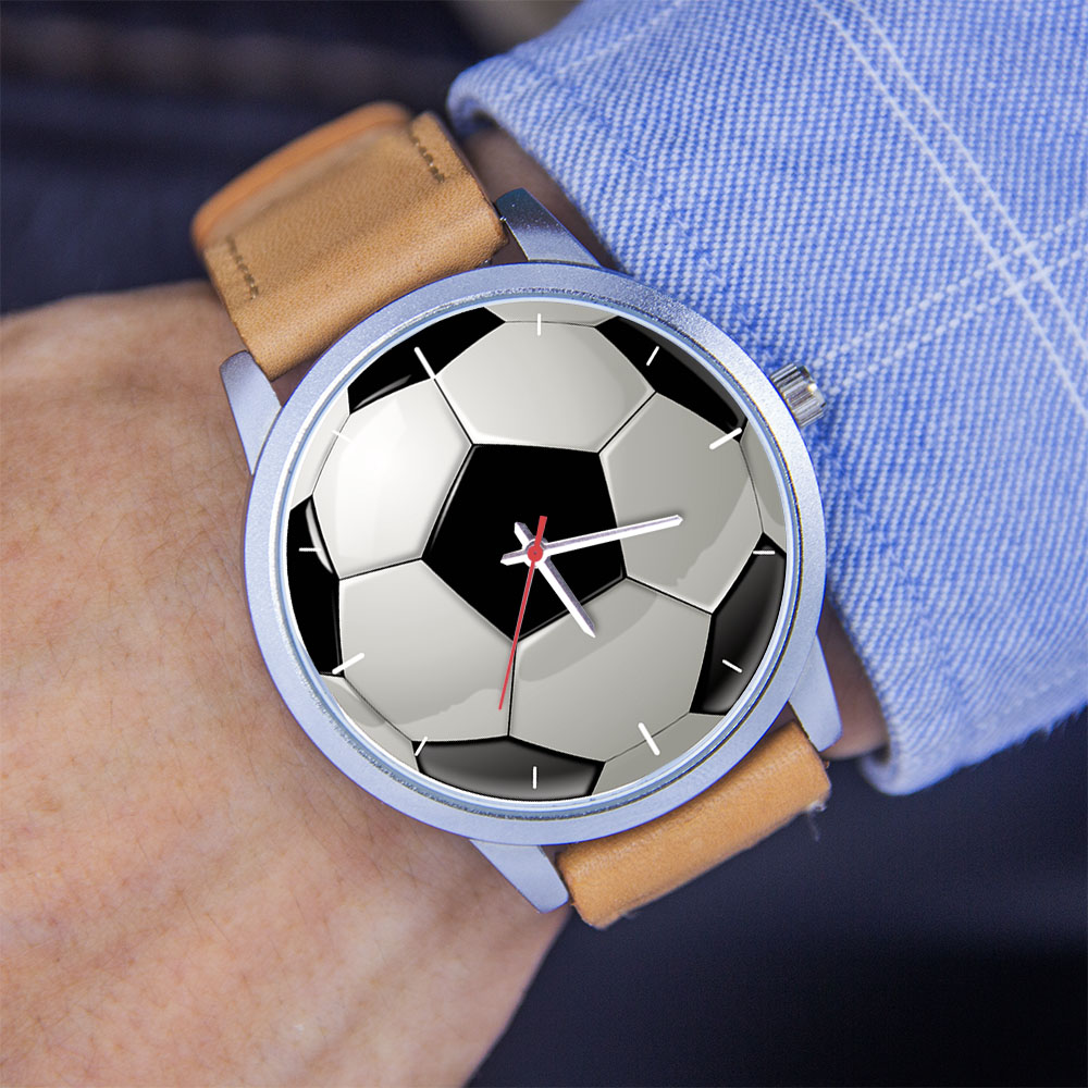ساعة كرة القدم بتصميم كرة القد - مراجعة Mens Mechanical Watch وسعره