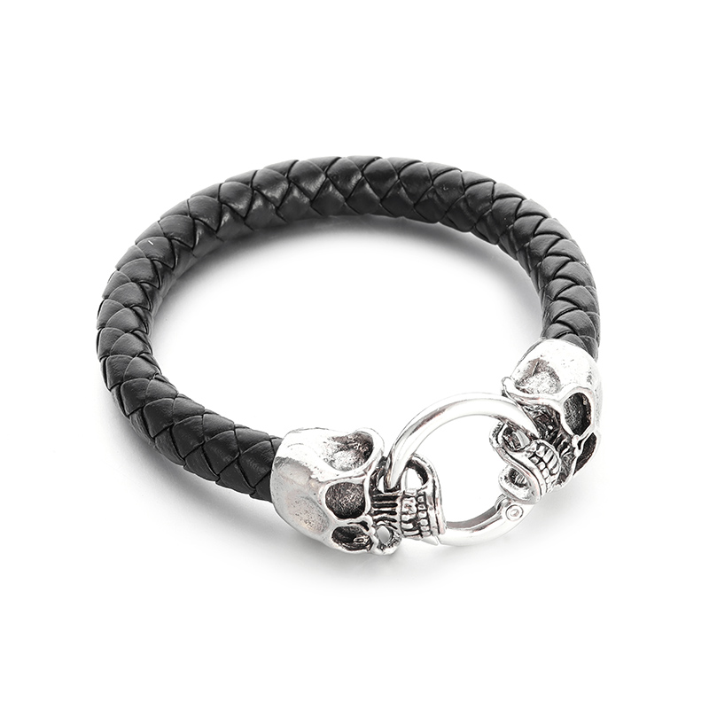 القوطية مزدوجة الجمجمة الأسود  - مراجعة Gothic Skull Ring وسعره