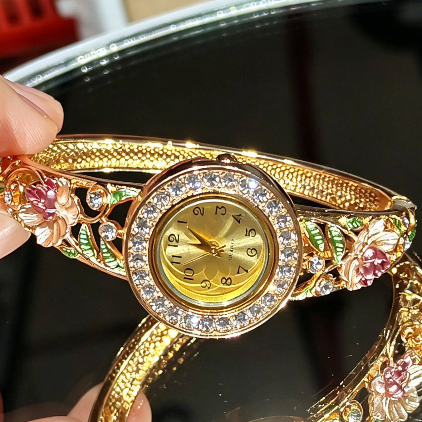 ساعة يد نسائية بتصميم زهرة مطل - مراجعة Vintage Jewelry Watches Women وسعره