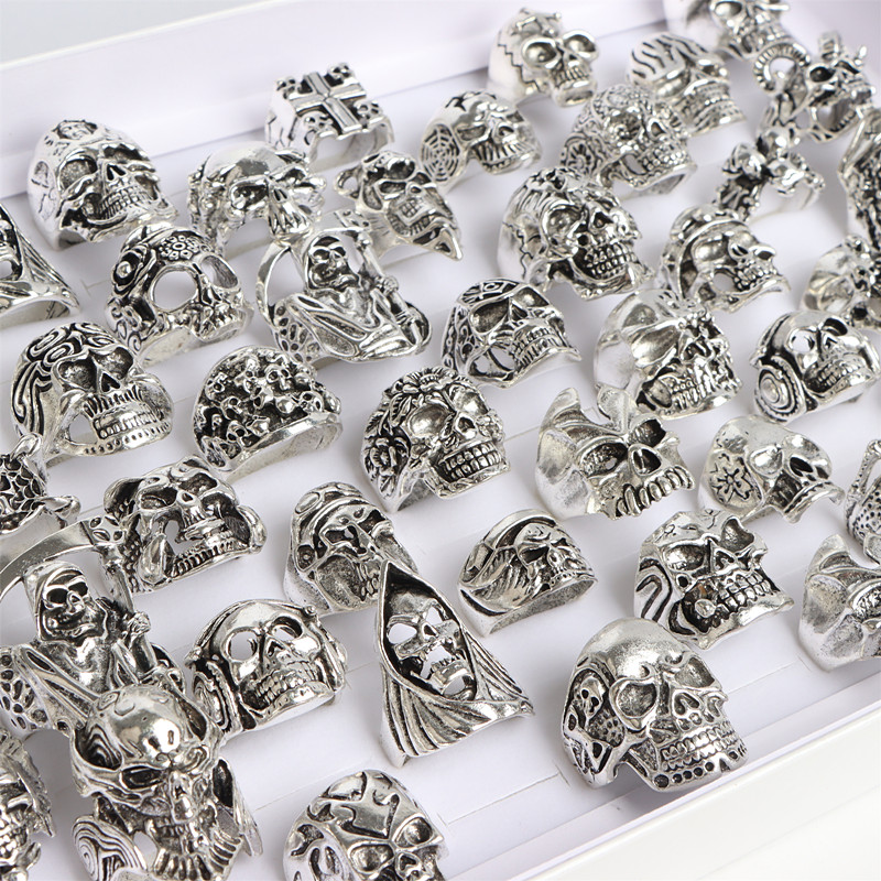 الجملة السائبة 20 قطعة/الوحدة  - مراجعة Gothic Skull Ring وسعره