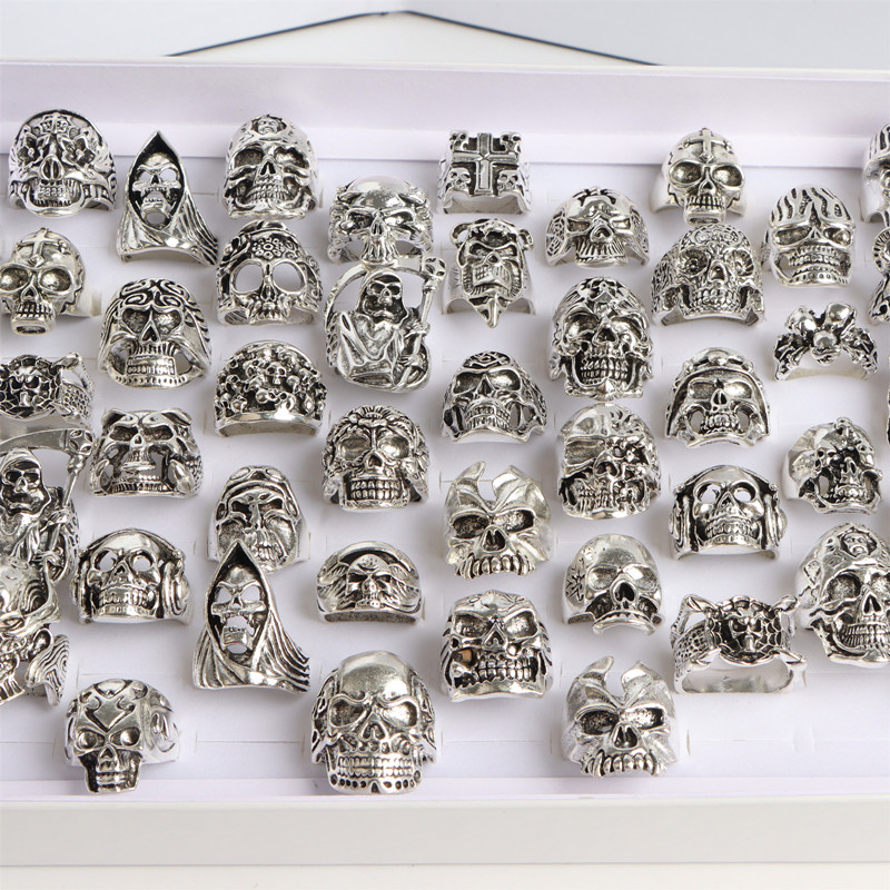 الجملة السائبة 20 قطعة/الوحدة  - مراجعة Gothic Skull Ring وسعره
