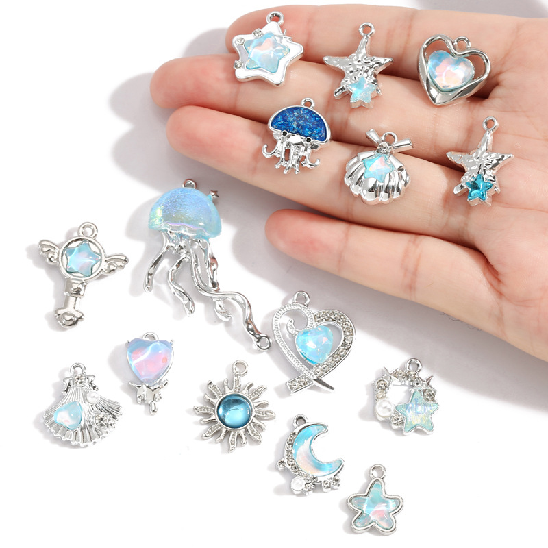 10 قطع من المعلقات الكريستالية - مراجعة Moon Star Earrings وسعره
