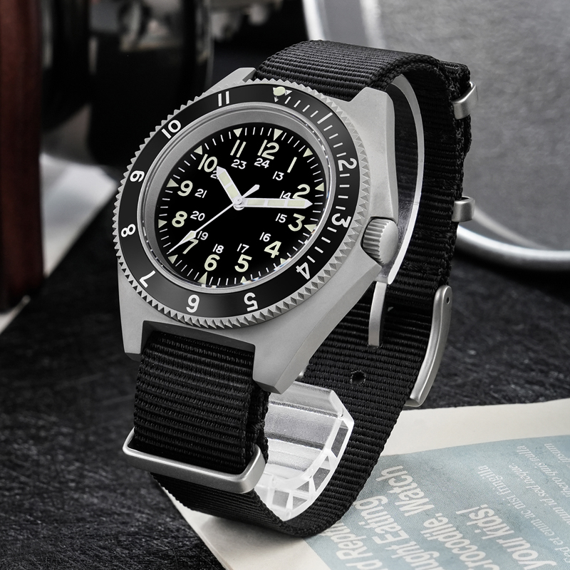 Watchdives WD1972 ساعة كوارتز  - مراجعة Jewelry And Watches وسعره